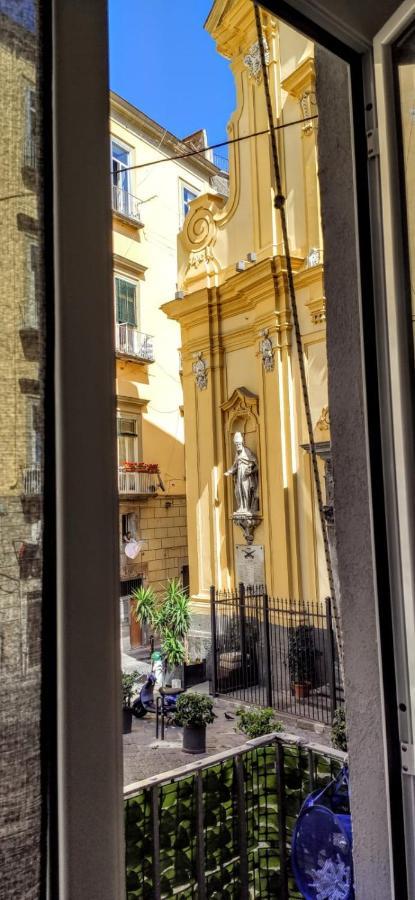 Napoli Pop Chiaia Apartment Luaran gambar