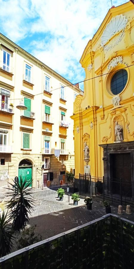 Napoli Pop Chiaia Apartment Luaran gambar