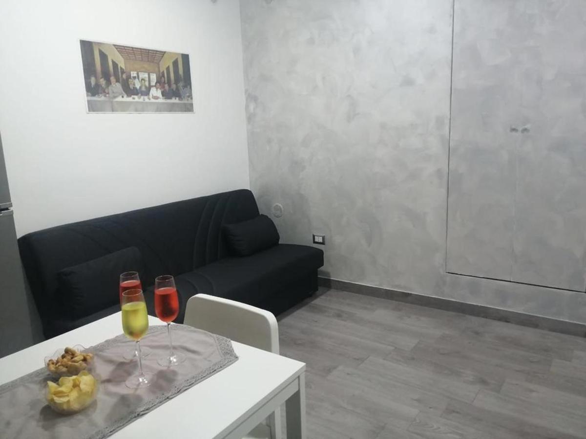Napoli Pop Chiaia Apartment Luaran gambar