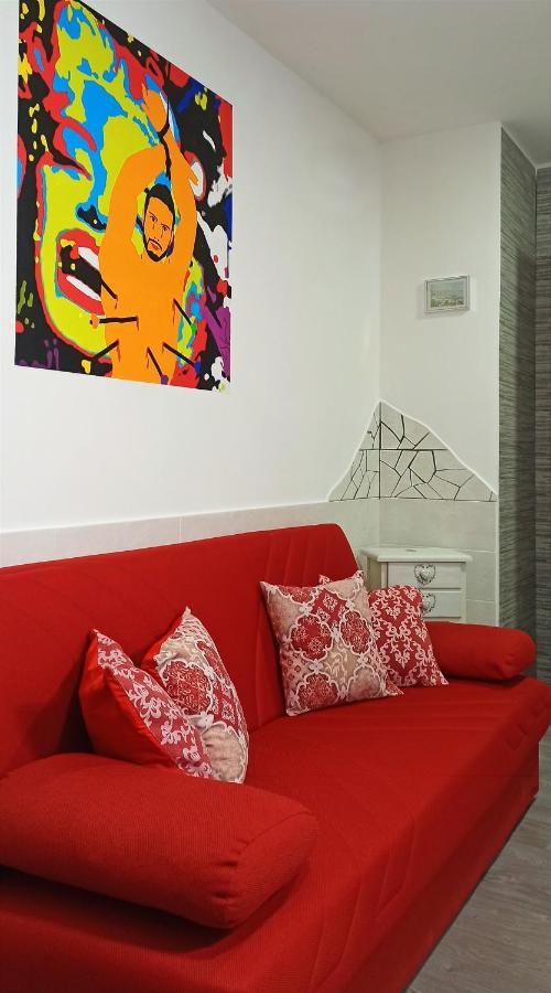 Napoli Pop Chiaia Apartment Luaran gambar